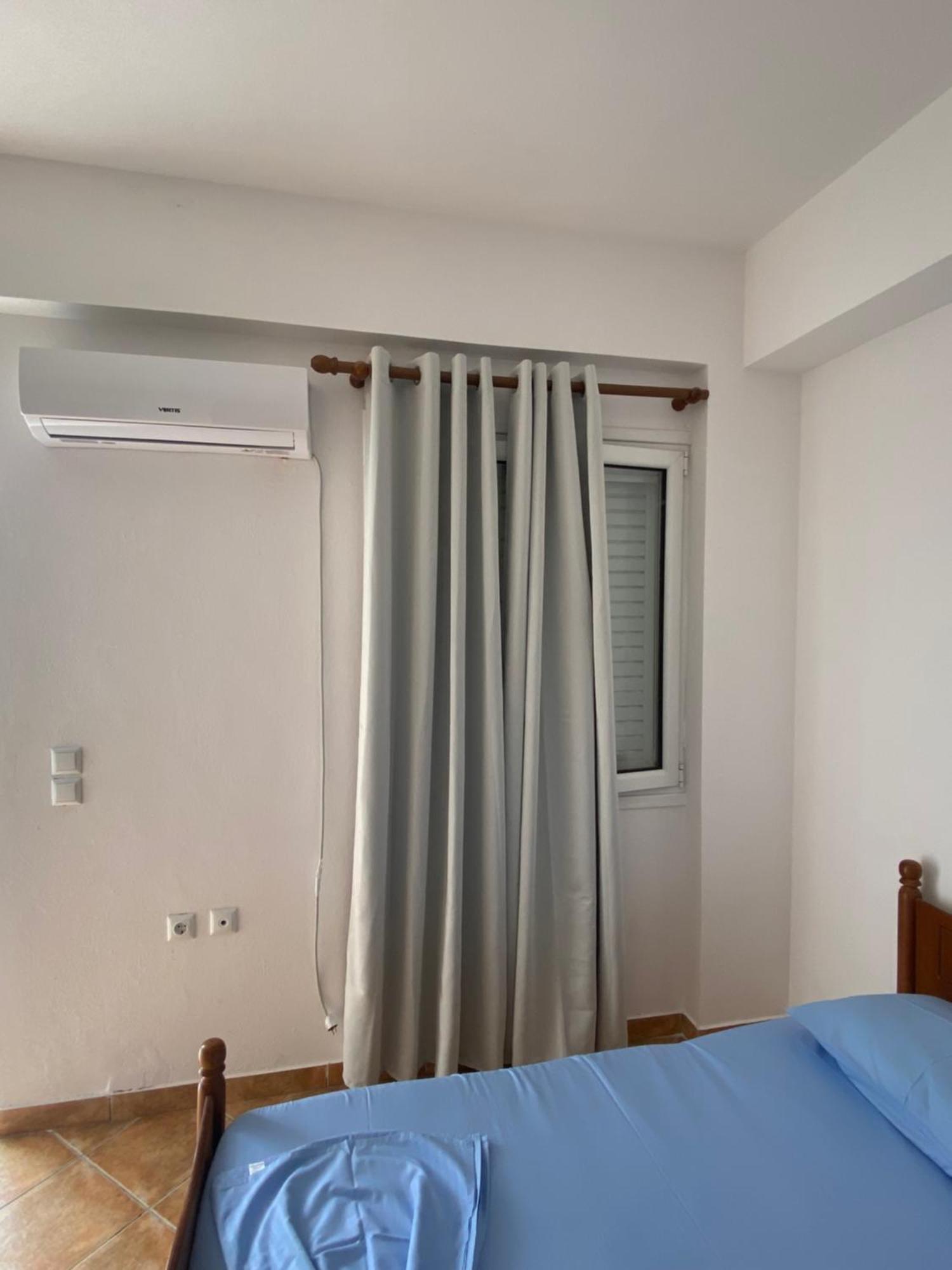 Eleni'S Holiday Rooms Химара Экстерьер фото