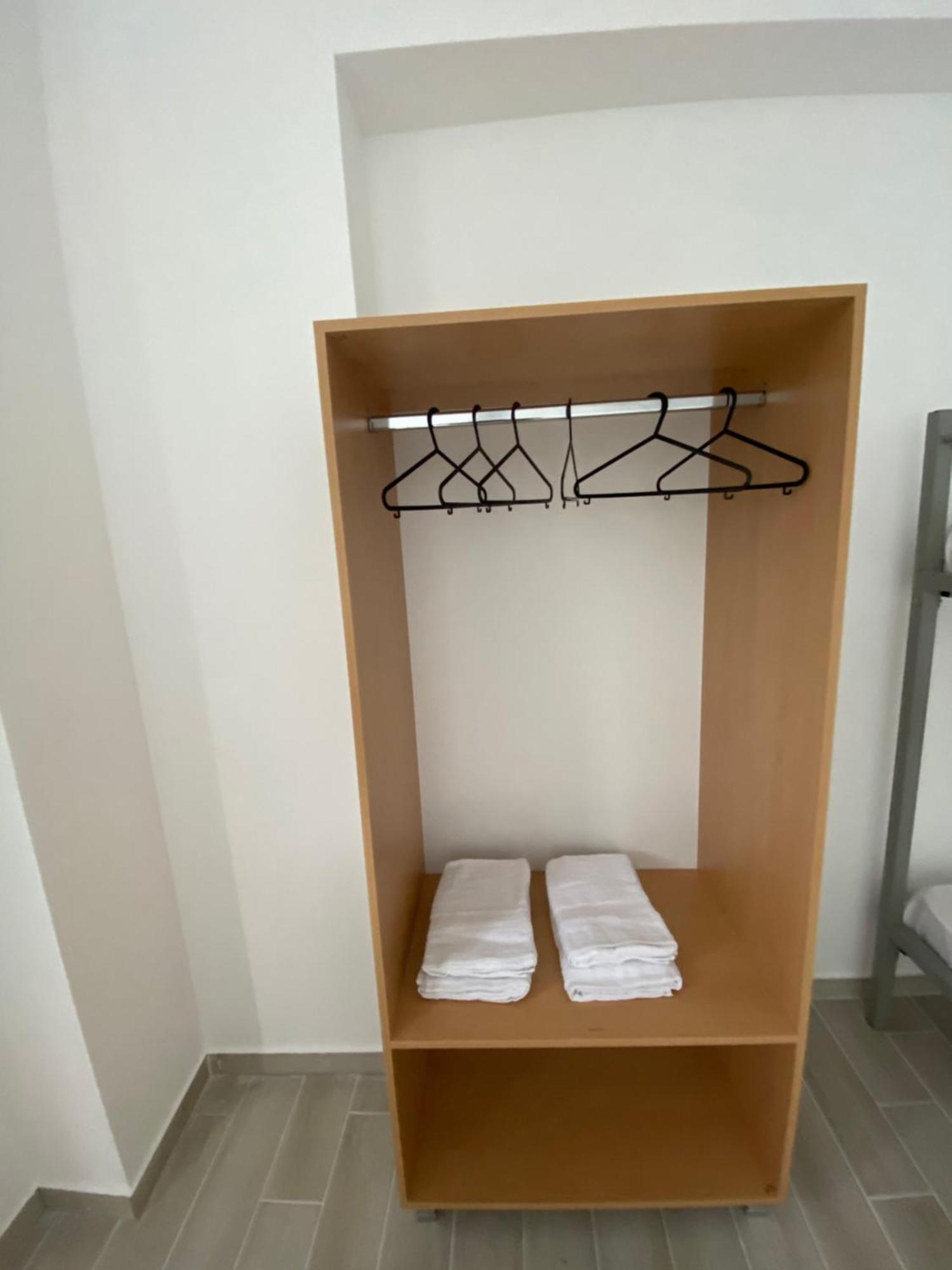 Eleni'S Holiday Rooms Химара Экстерьер фото