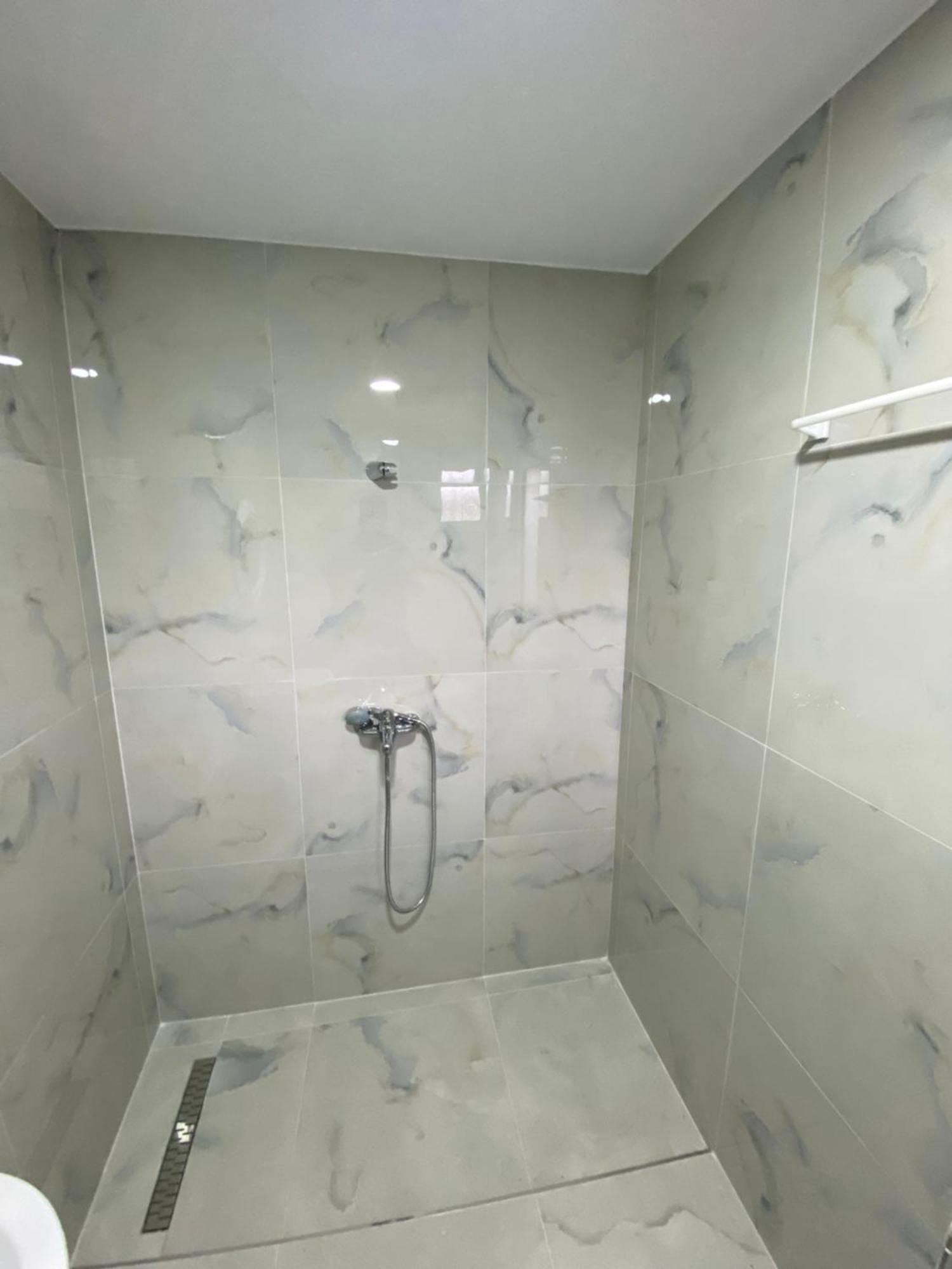 Eleni'S Holiday Rooms Химара Экстерьер фото