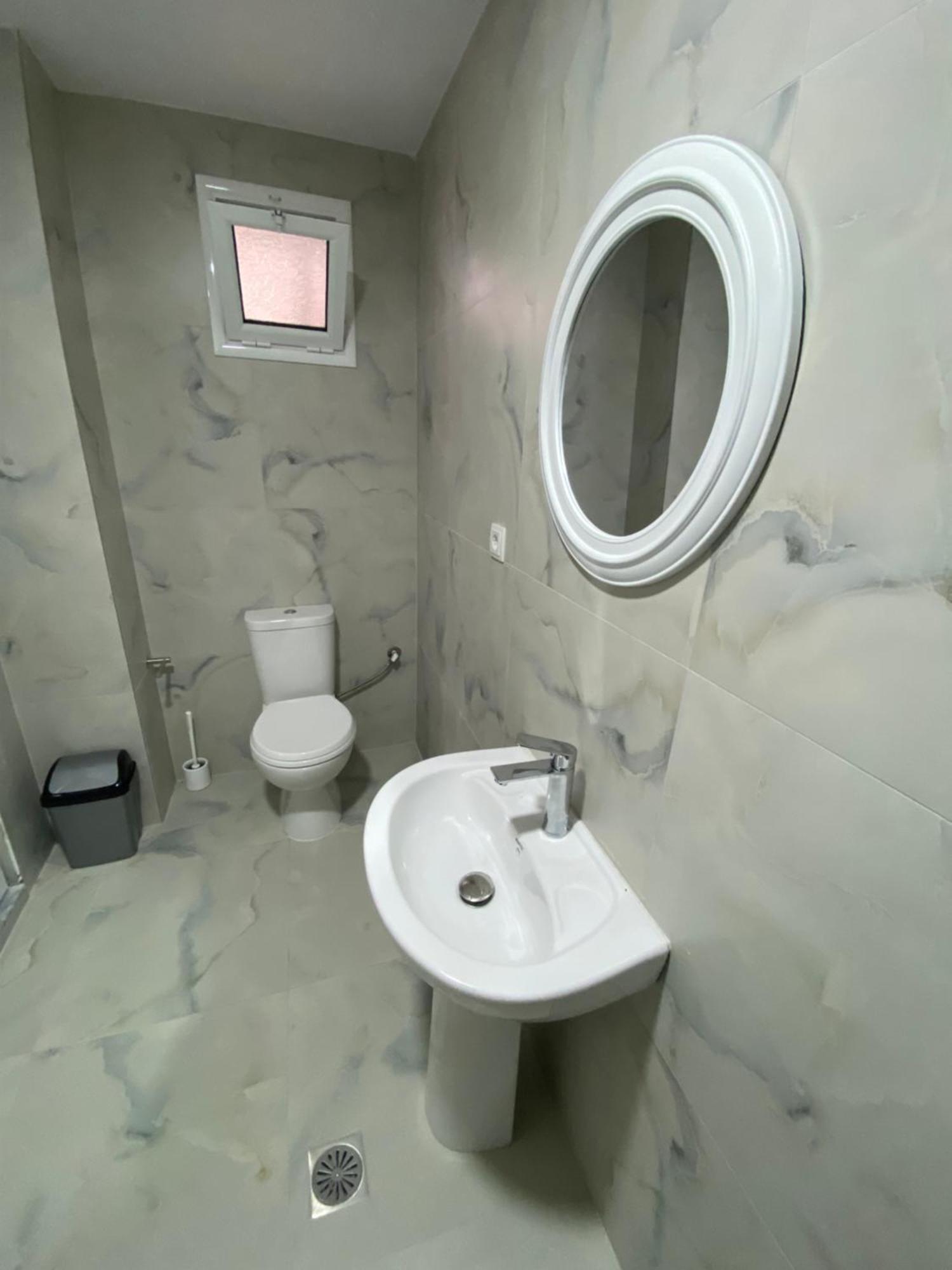 Eleni'S Holiday Rooms Химара Экстерьер фото