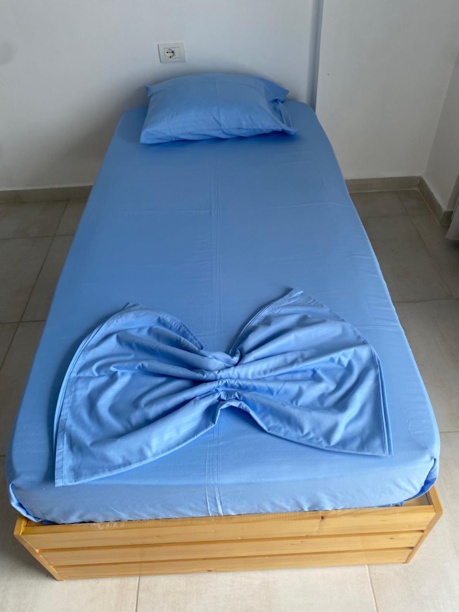 Eleni'S Holiday Rooms Химара Экстерьер фото