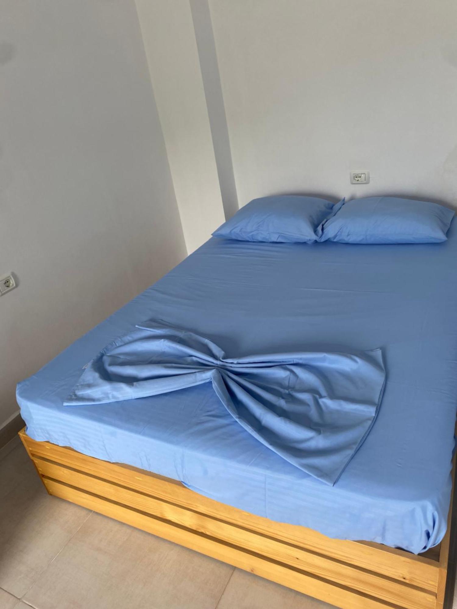 Eleni'S Holiday Rooms Химара Экстерьер фото