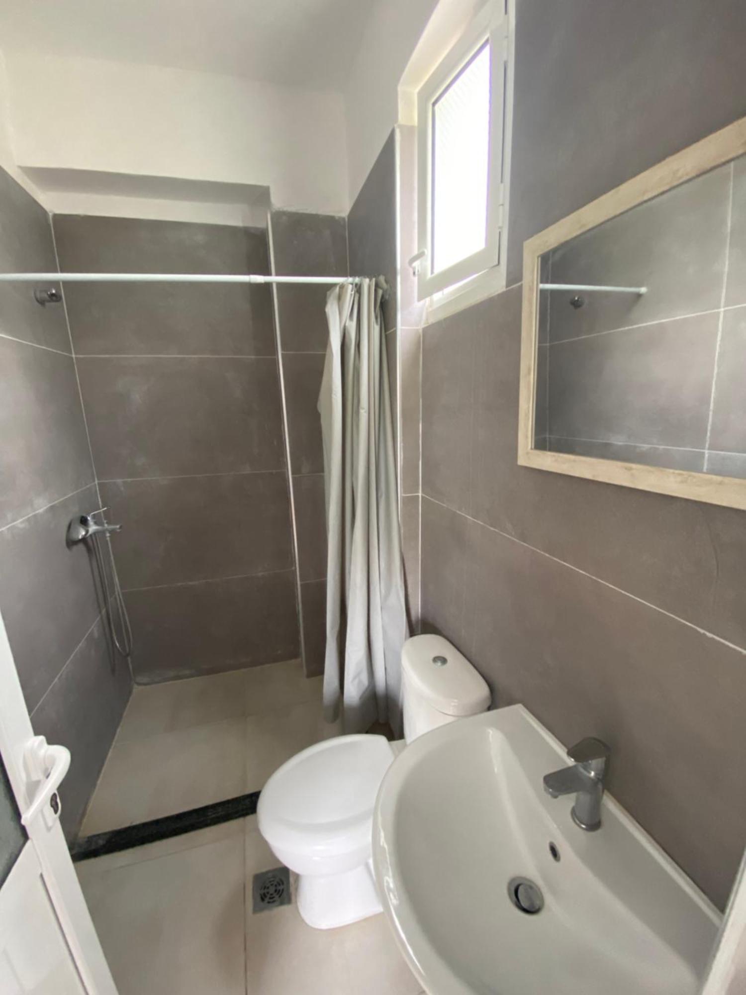 Eleni'S Holiday Rooms Химара Экстерьер фото